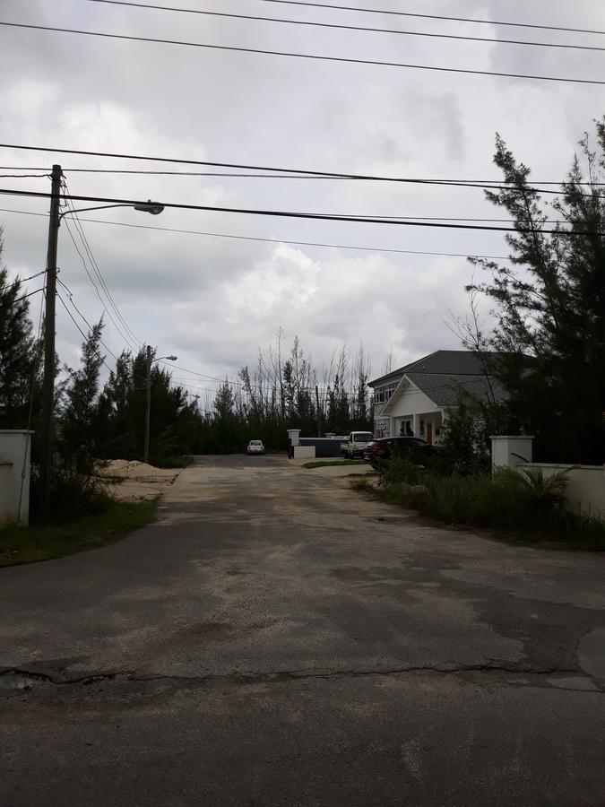 Apartment Bell At The Airport Adults Only - Free Airport Transportation Nassau