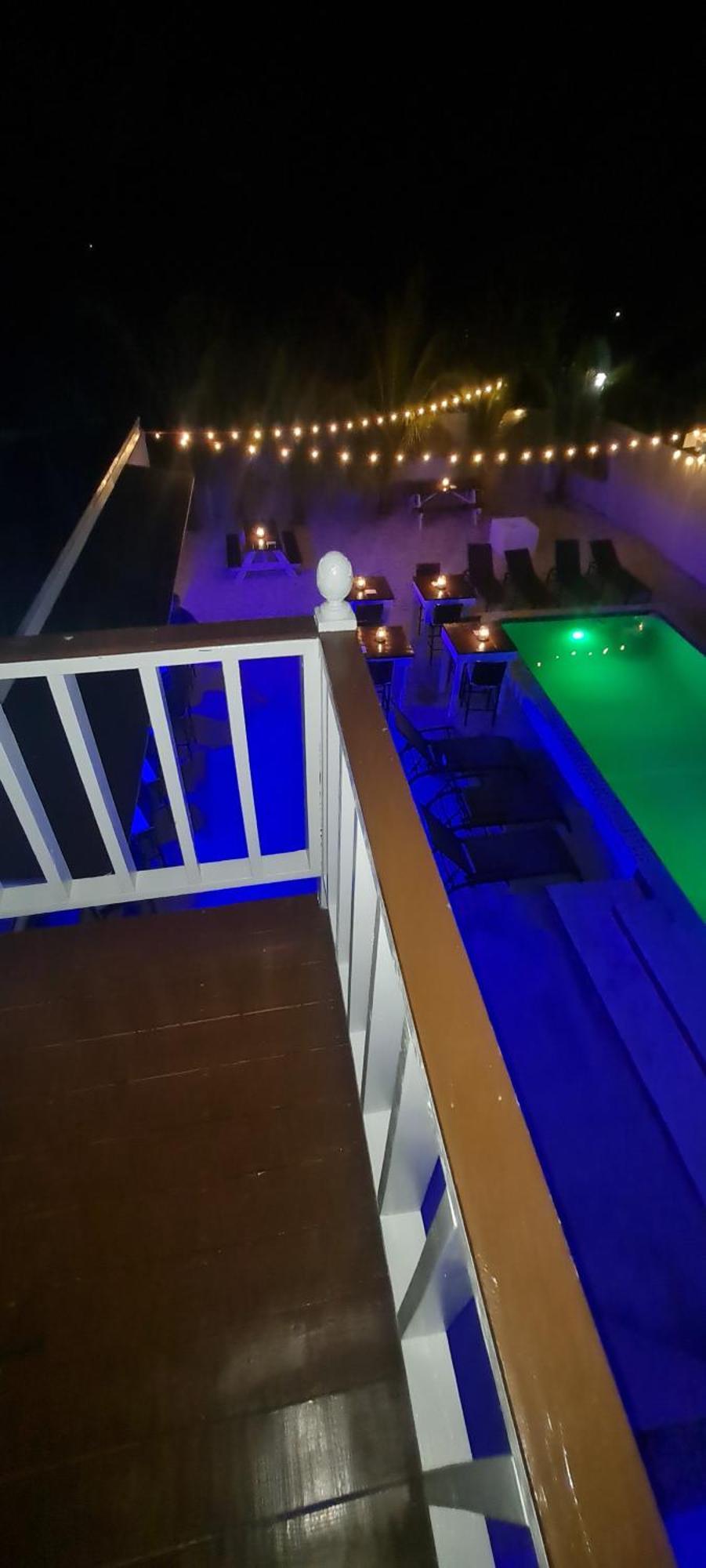 Bell At The Airport Adults Only - Free Airport Transportation Appartement